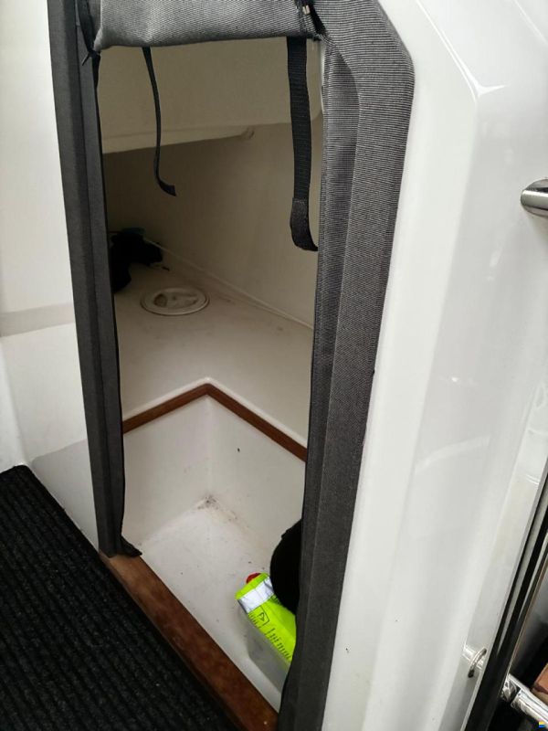 XO Boats 270 Cabin OB
