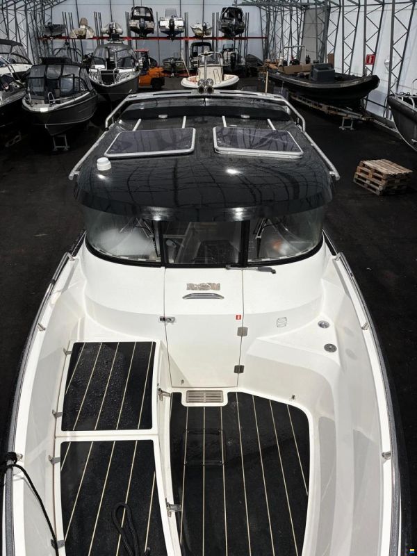 XO Boats 270 Cabin OB