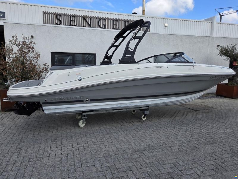 Bayliner VR6 - MY2025 - 250HP - full options