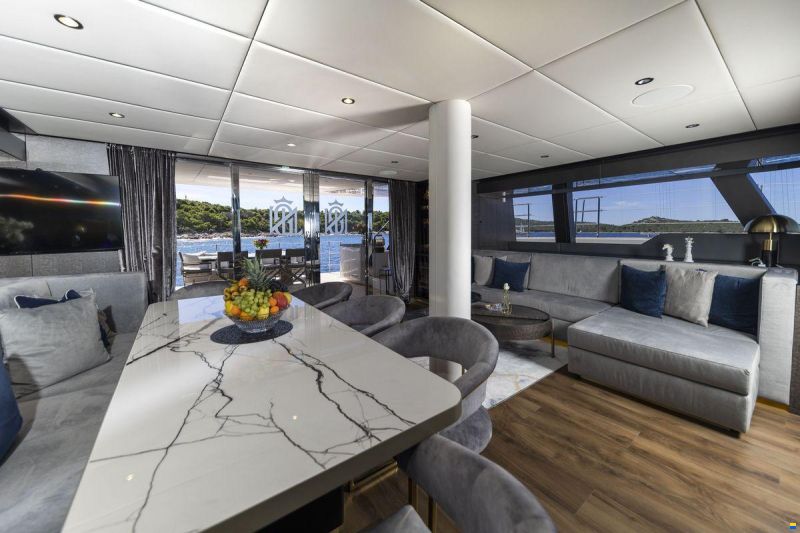 Sunreef 60 SAILING