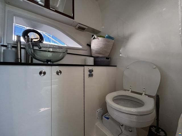 Sea Ray 320
