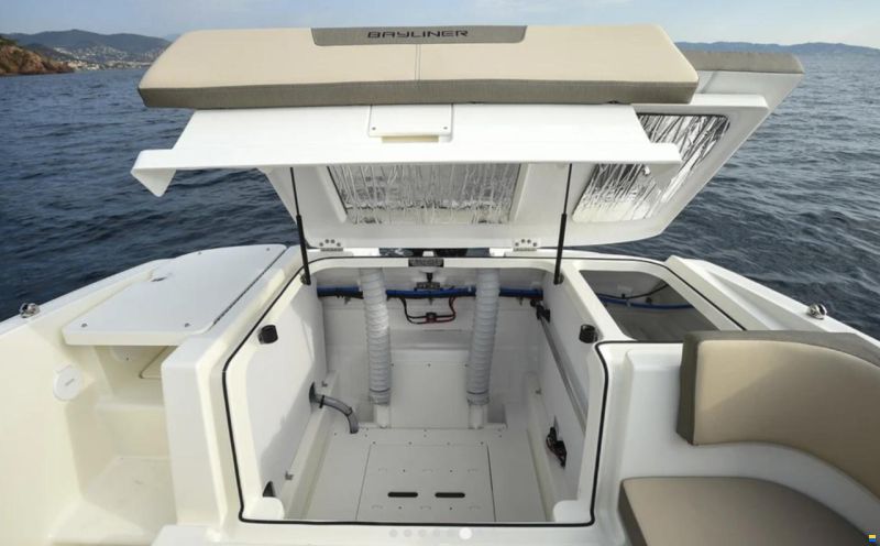 bayliner vr5