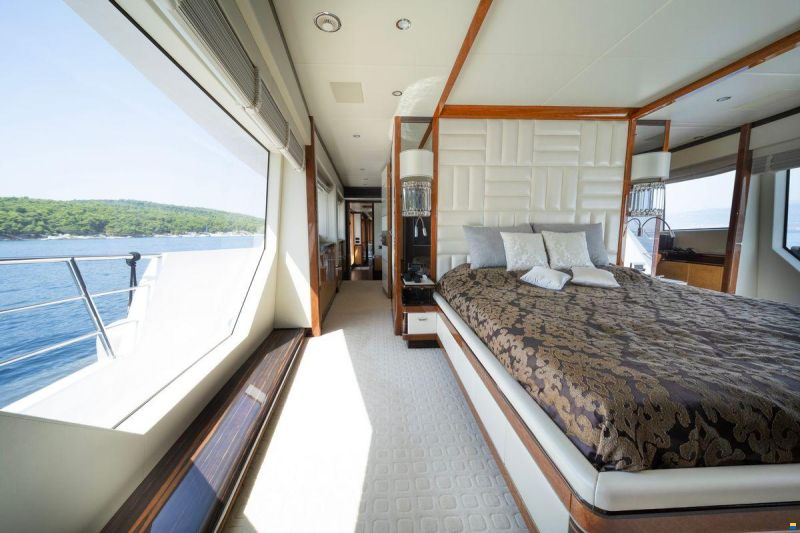 Benetti 108 Tradition Supreme
