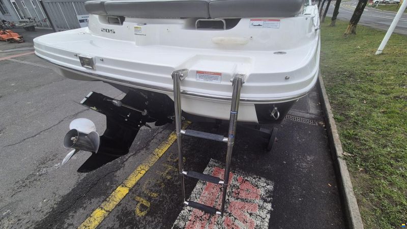 Sea Ray 205 Sport