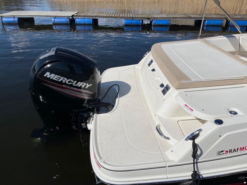 Bayliner VR5