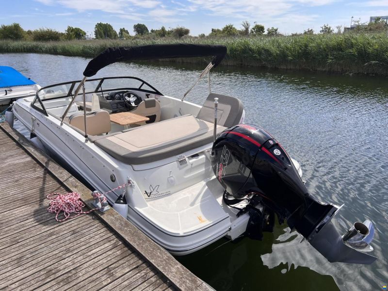 Bayliner VR5