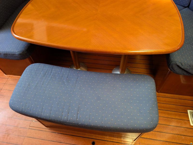 Beneteau Oceanis Clipper 393