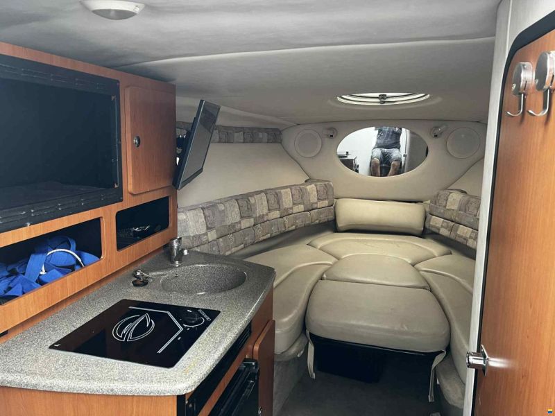 Crownline 250 CR