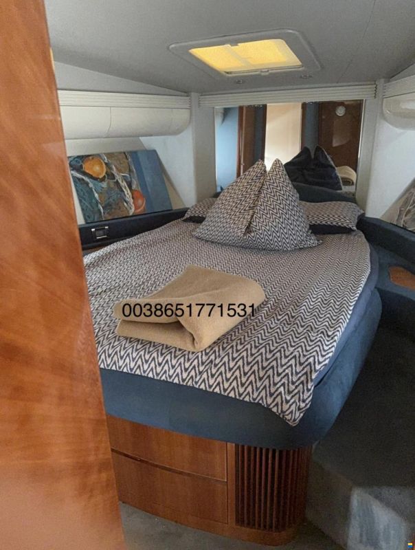 Azimut 52