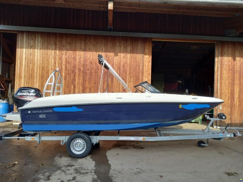 Bayliner Element E6