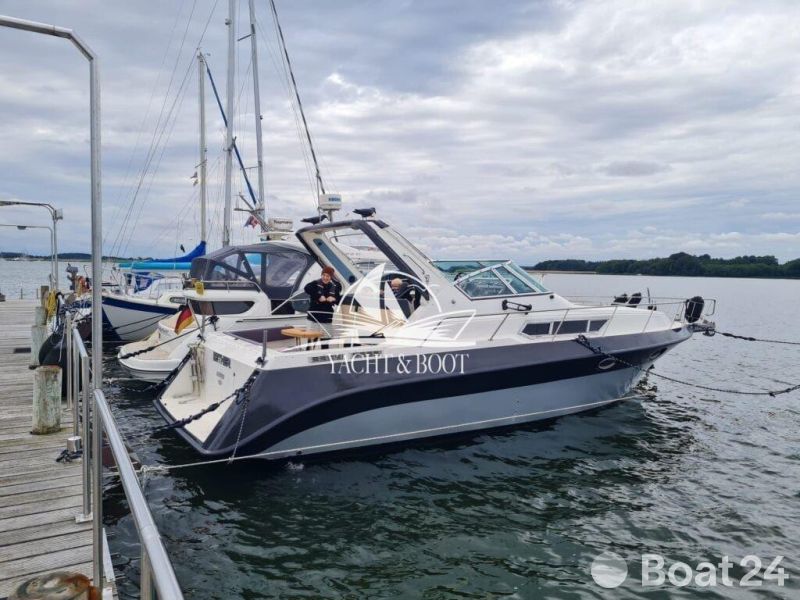 Cruiser Yachts 3270 Esprit