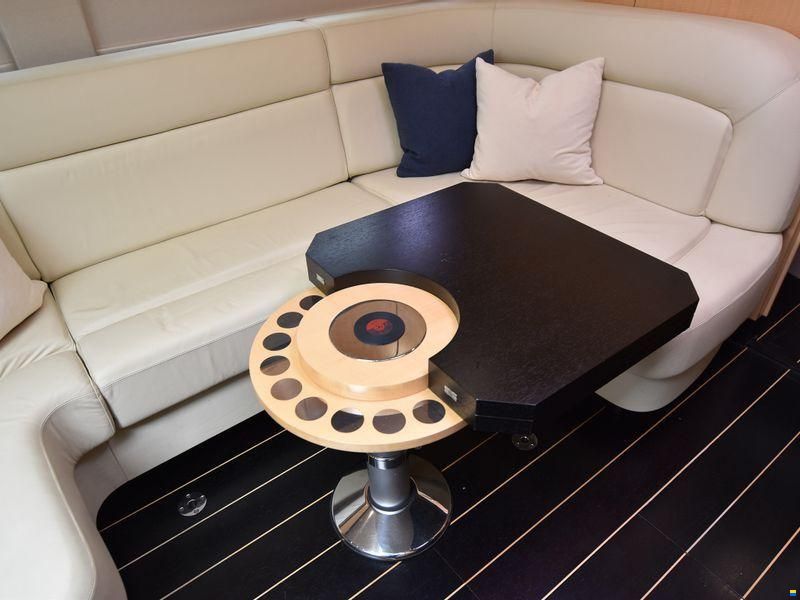 Sunseeker Portofino 40