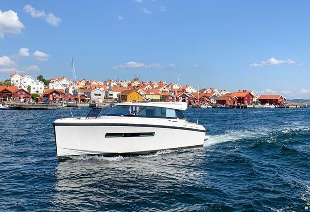 Delta Powerboats 33 CE