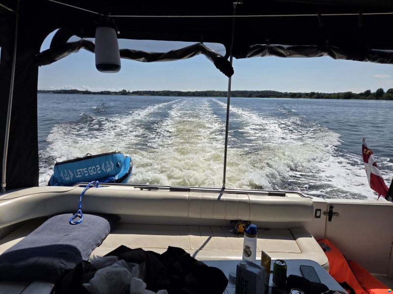 Sea Ray 400 Sundancer