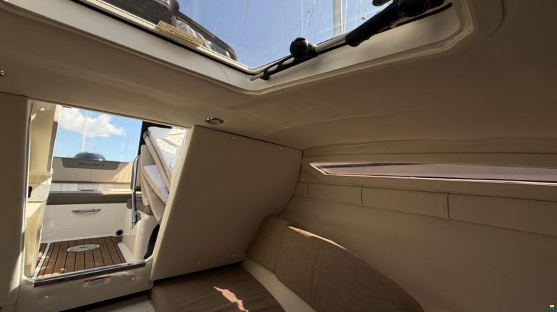 Bayliner VR5 Cuddy