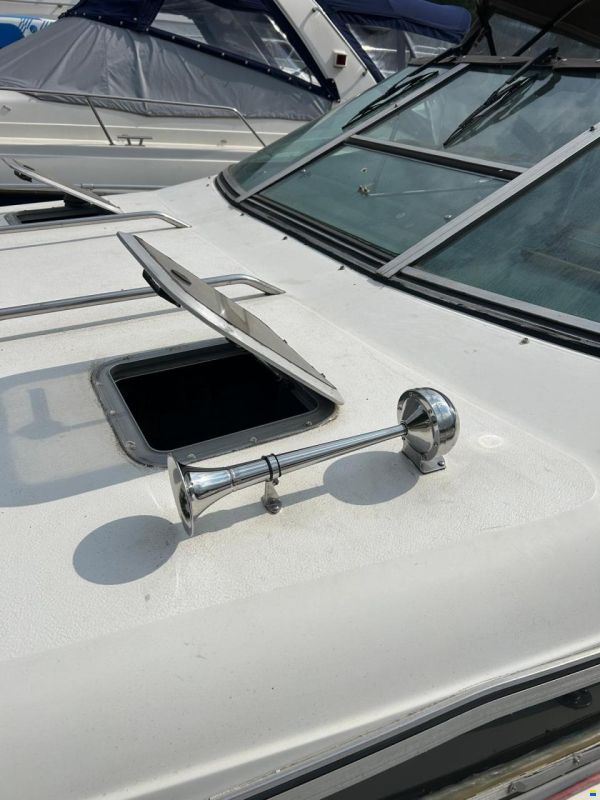 Sea Ray Sundancer 270