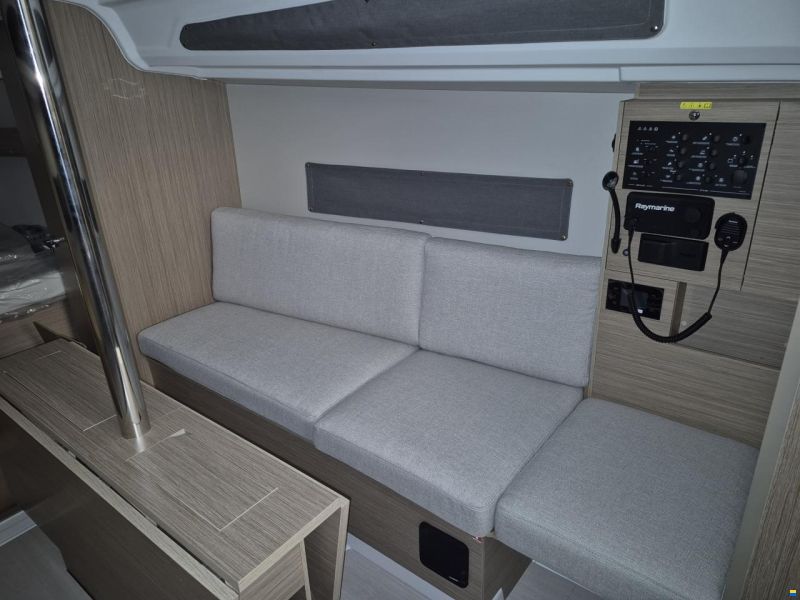 Beneteau Oceanis 30.1