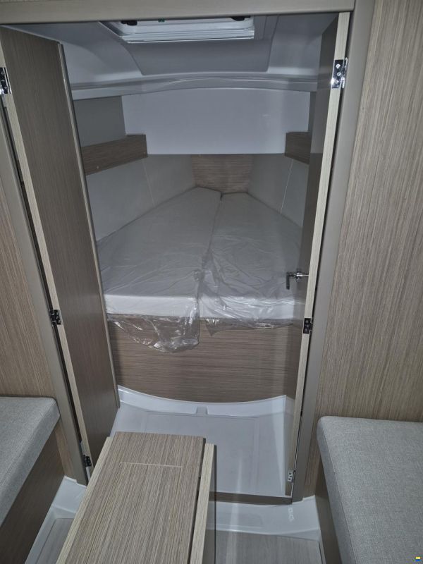Beneteau Oceanis 30.1
