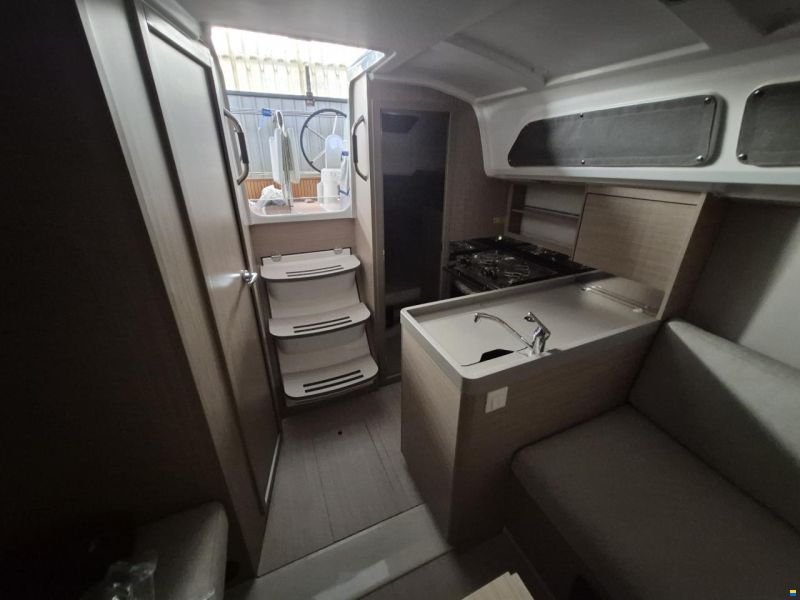 Beneteau Oceanis 30.1