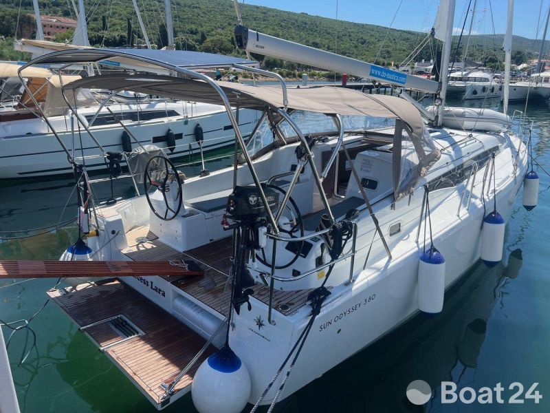 Jeanneau Sun Odyssey 380