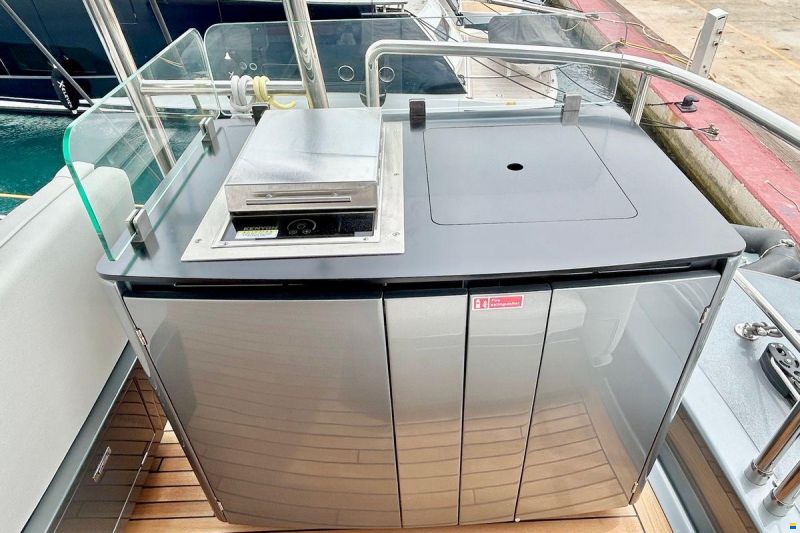 Sunreef 50 SAILING