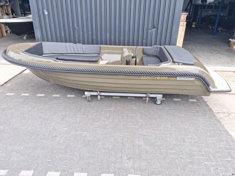 Beauty 580 Tender
