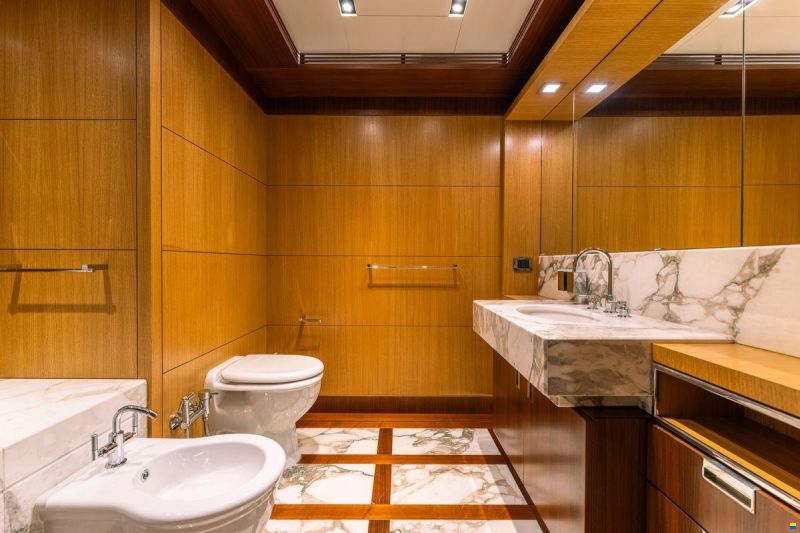 Columbus Yachts 177