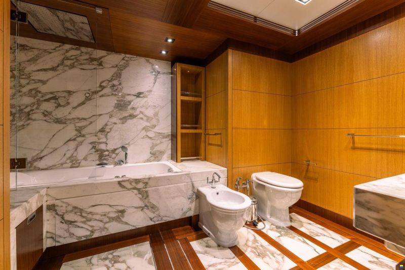 Columbus Yachts 177