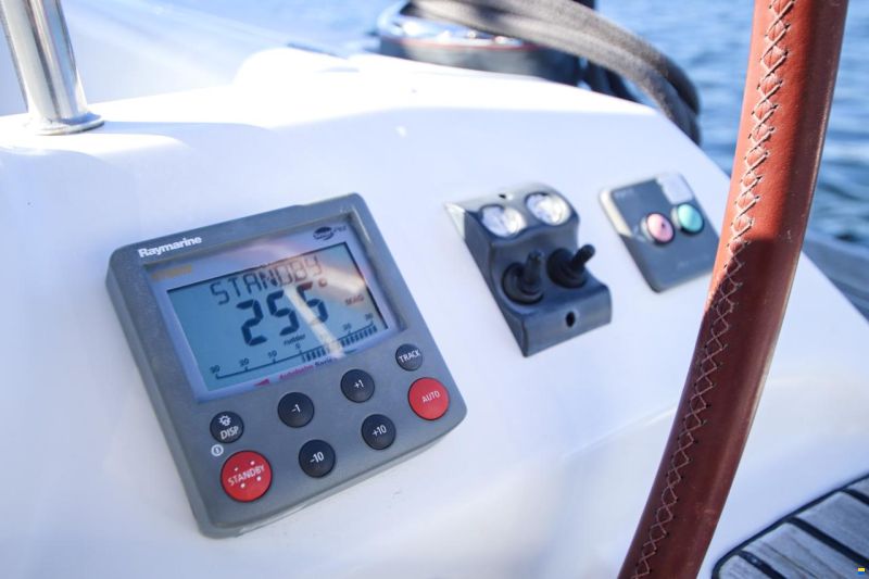 Beneteau Oceanis 43