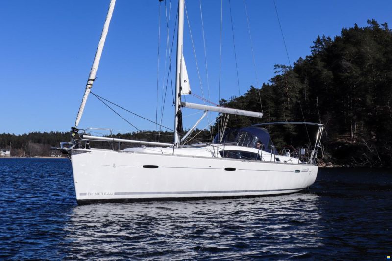 Beneteau Oceanis 43