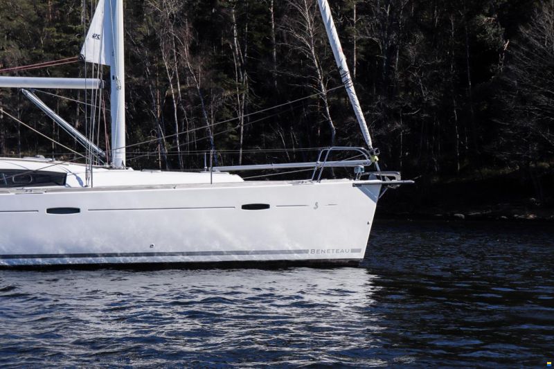 Beneteau Oceanis 43