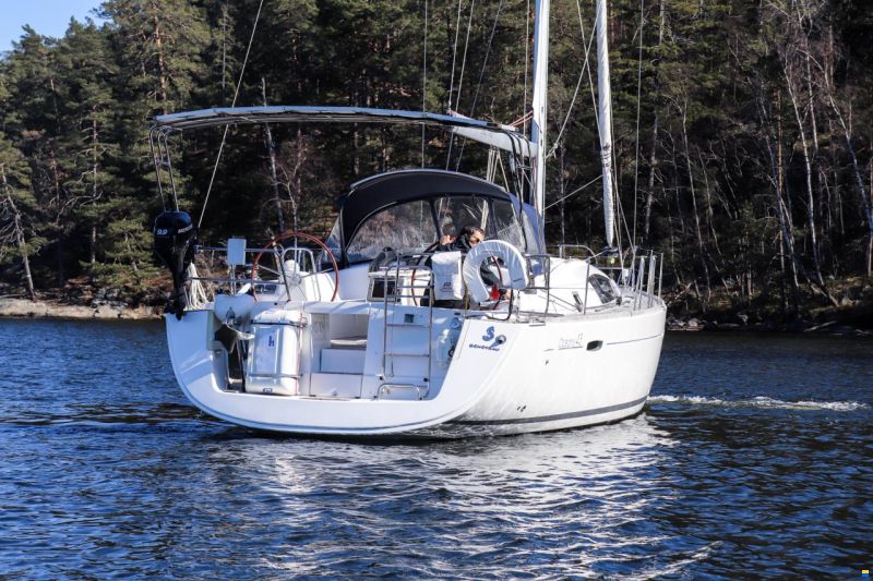 Beneteau Oceanis 43