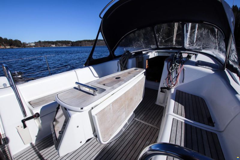 Beneteau Oceanis 43
