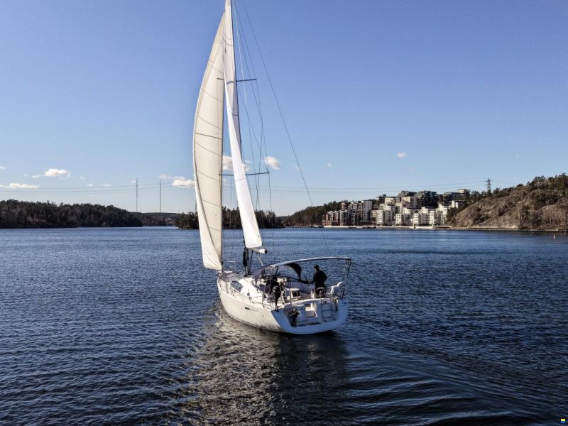 Beneteau Oceanis 43