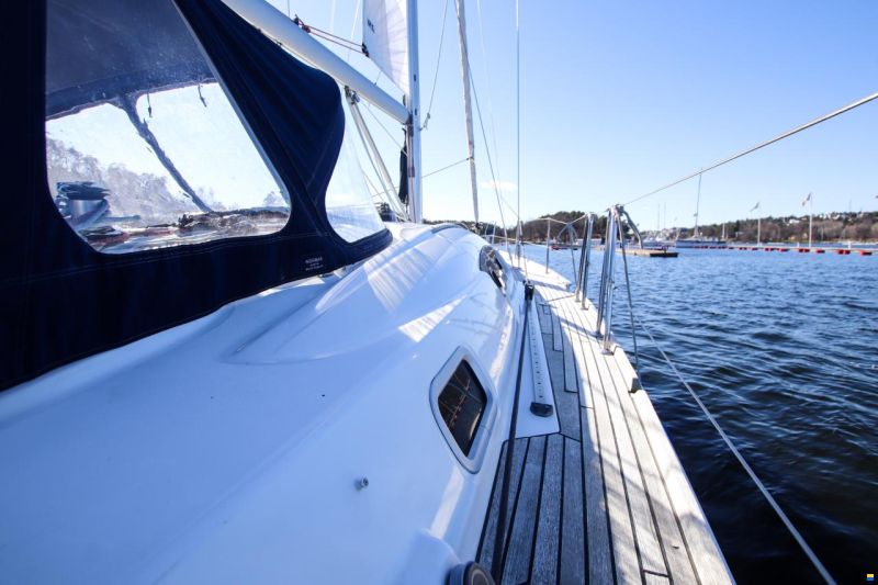 Beneteau Oceanis 43