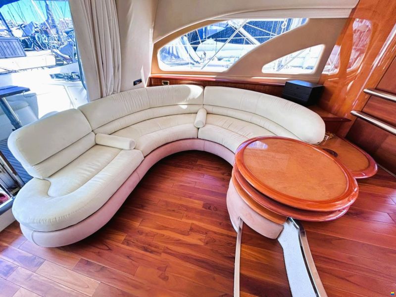Azimut 55