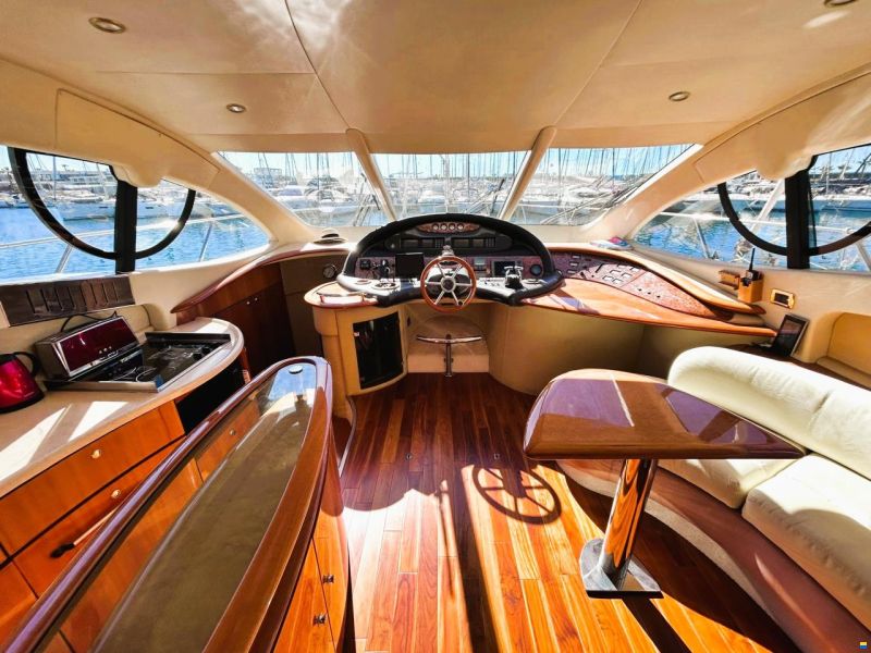 Azimut 55