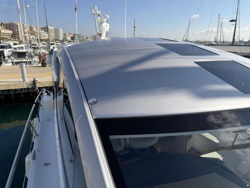 Sunseeker Predator 57