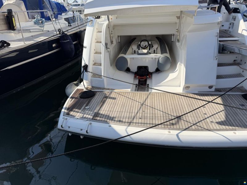 Sunseeker Predator 57