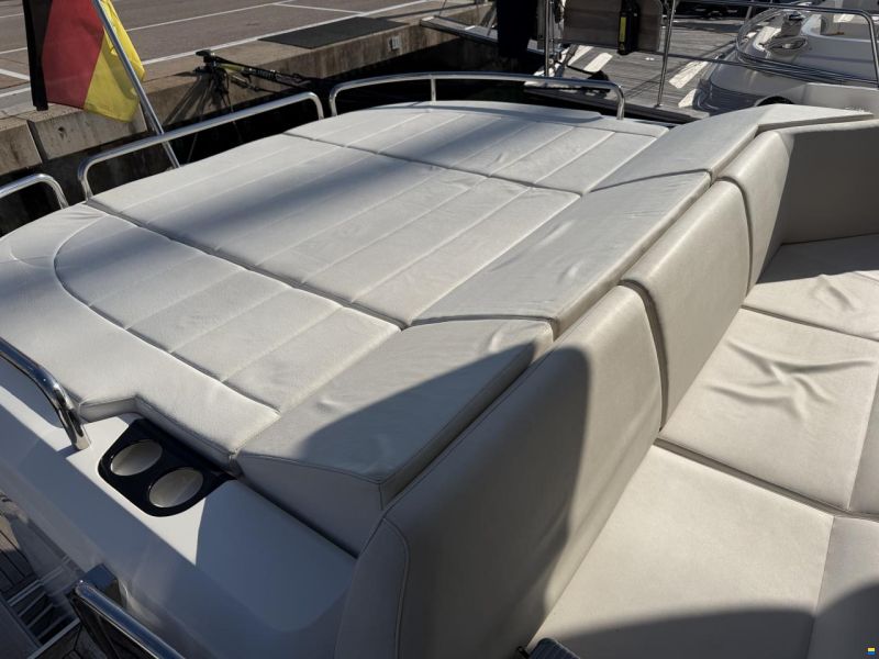 Sunseeker Predator 57