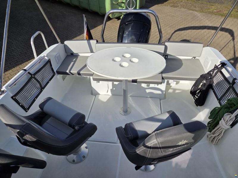 Jeanneau Cap Camarat 5.5 WA S2