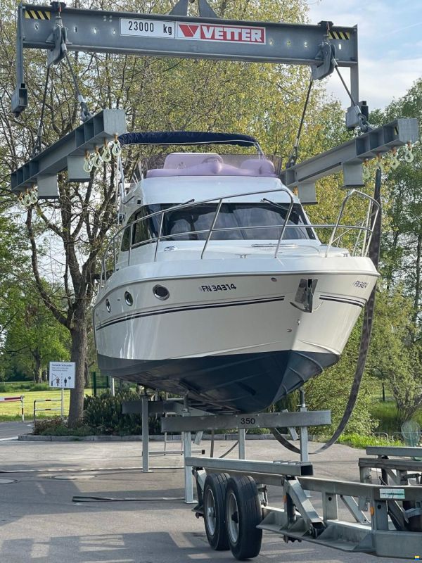 Galeon 330