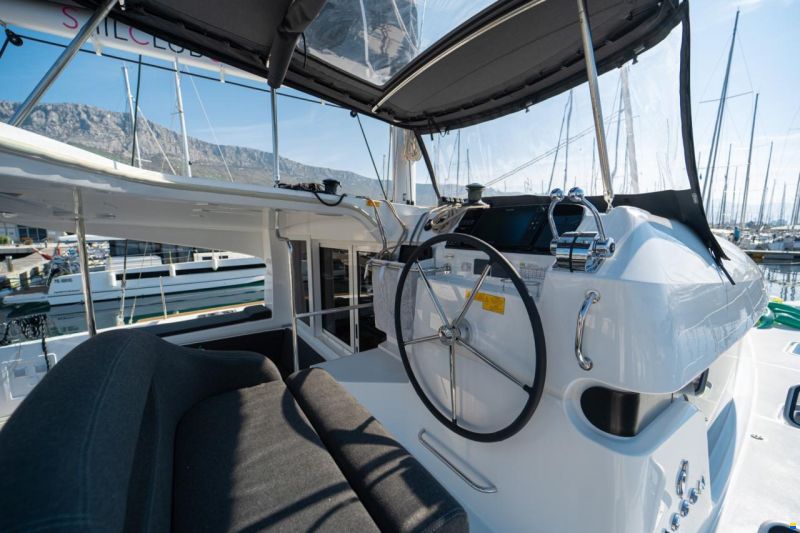 Lagoon 40