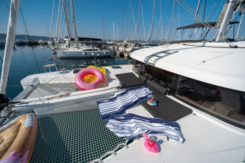Lagoon 40