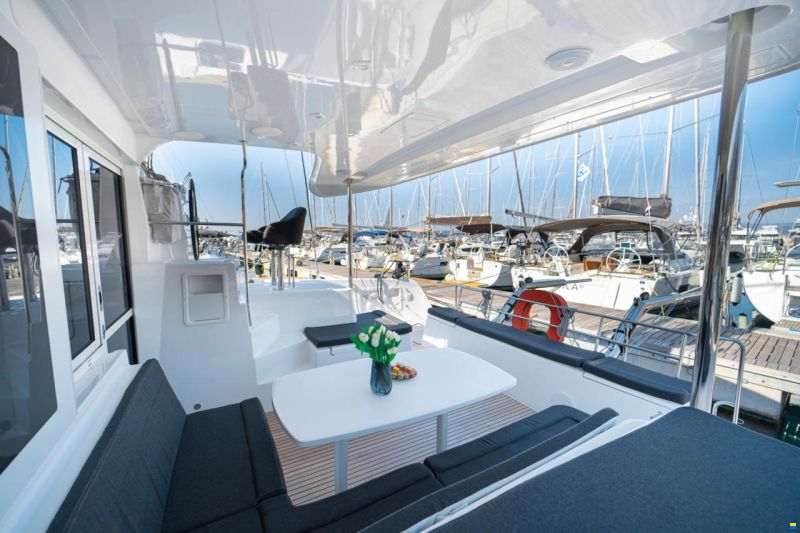 Lagoon 40