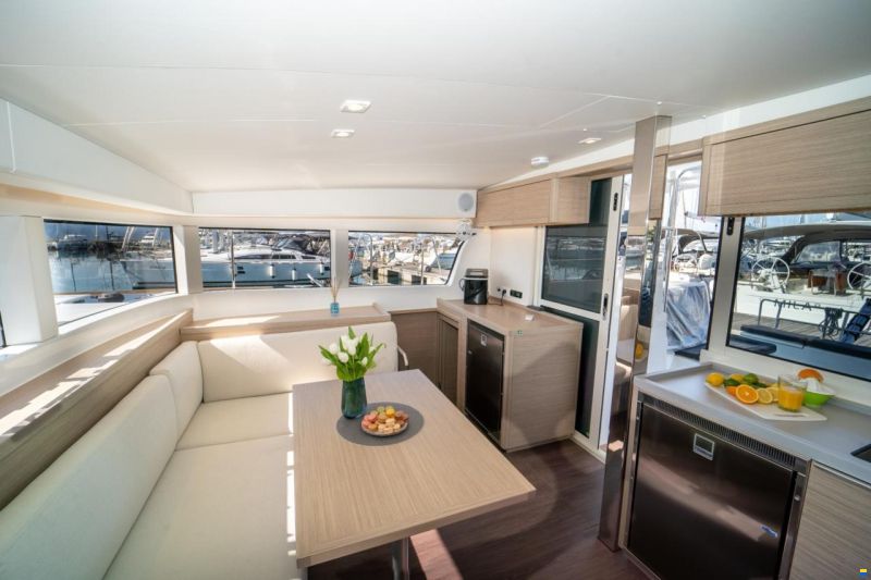 Lagoon 40