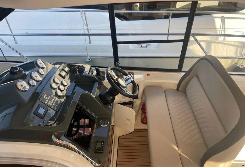 Bavaria Sport 450