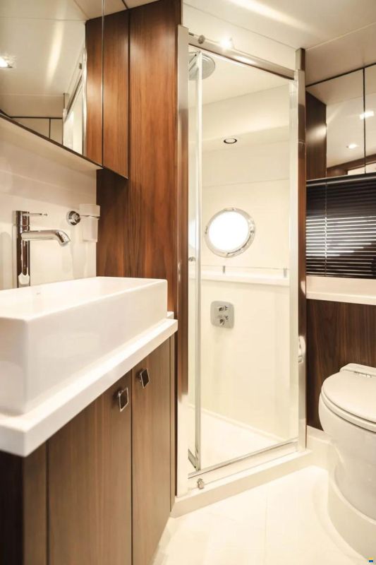 Sunseeker Predator 57