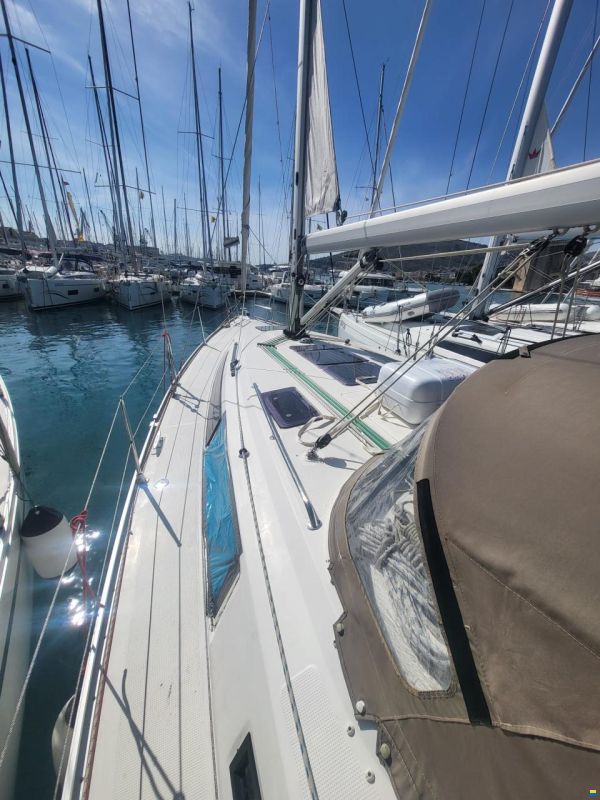 Bavaria 37 CRUISER