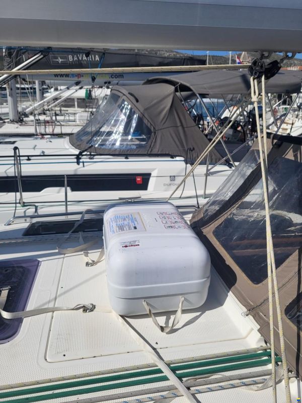 Bavaria 37 CRUISER